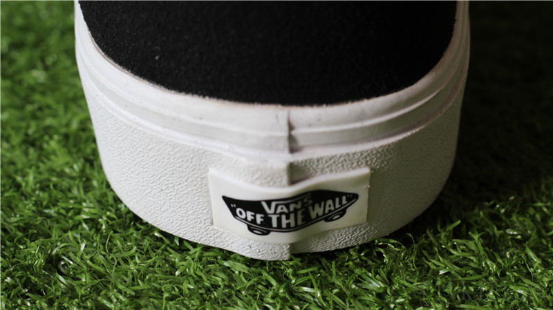 Vans Off The World Black White